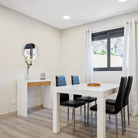 Coracao Da Madeira By Homie Куррал-даш-Фрейраш