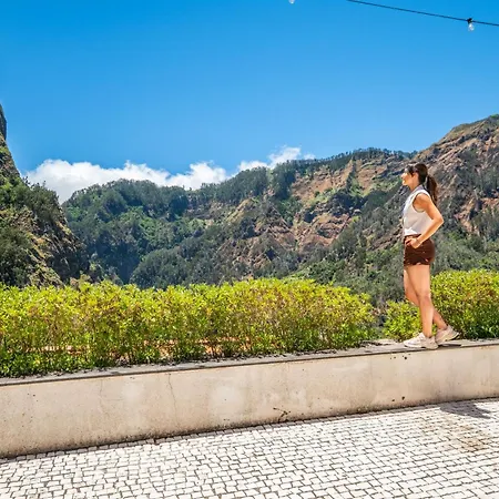 Coração Da Madeira By Homie *