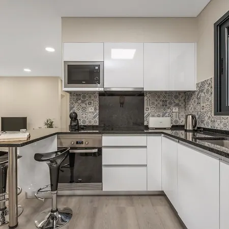 Coração Da Madeira By Homie *