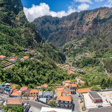 Apartment Coracao Da Madeira By Homie